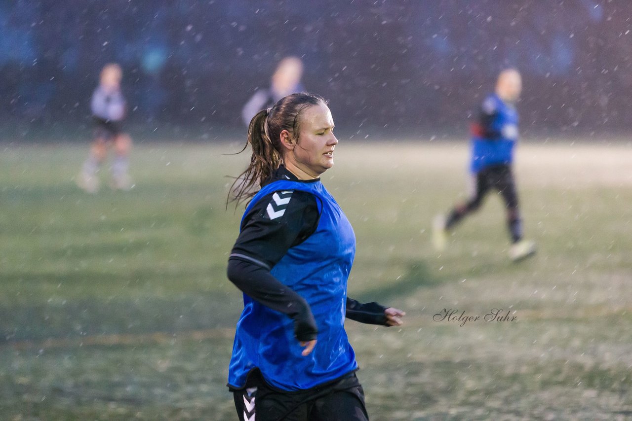 Bild 99 - Frauen SV Henstedt Ulzburg III - SG Weede/Westerrade : Ergebnis: 5:2